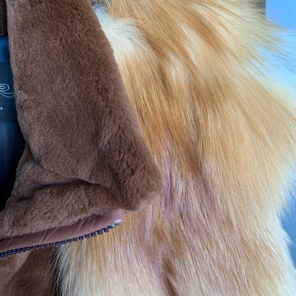Fox fur vest - Picture 4 of 10